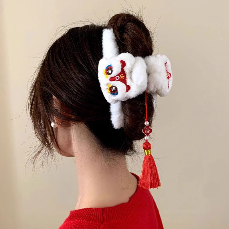 กิ๊บติดผมรูปพู่ห้อยสิงโต 1 ชิ้ - Travel Accessories For Elderly บทวิจารณ์และราคา