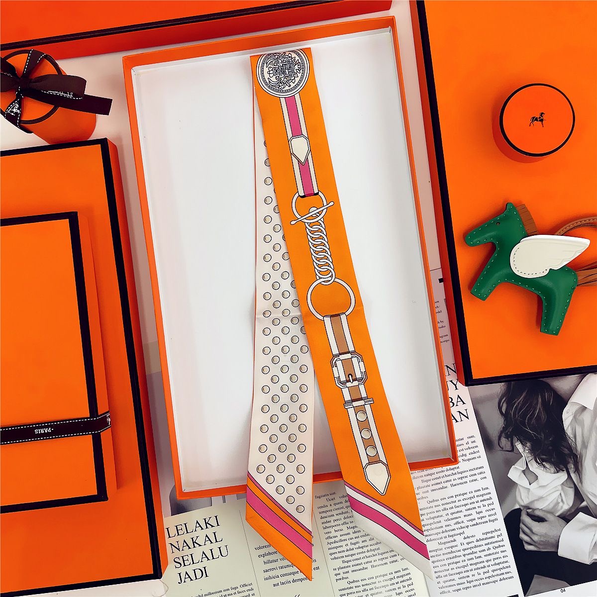 ผู้หญิงฤดูร้อนสีชมพู Polka Dot - Travel Accessories For Elderly บทวิจารณ์และราคา