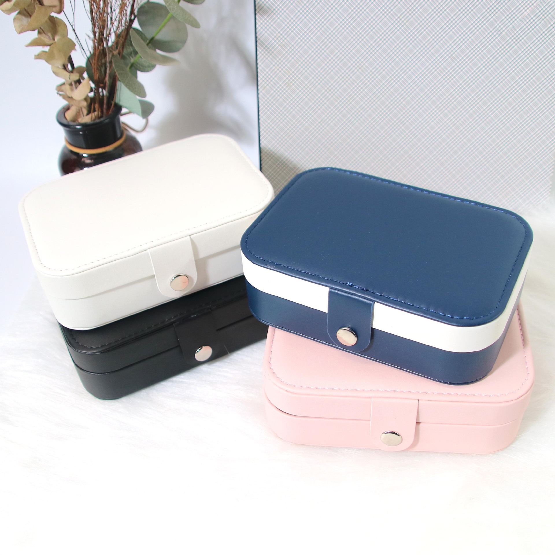 กล่องใส่เครื่องประดับแบบพกพาหล - Accessories Travel Jewelry Box บทวิจารณ์และราคา